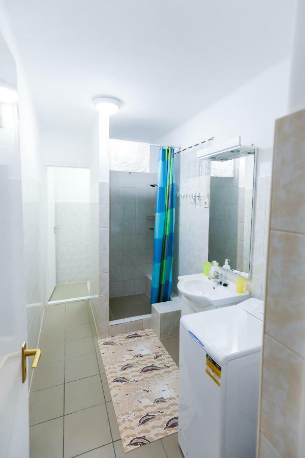 Lara Apartman Кішварда Екстер'єр фото
